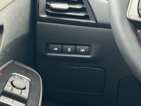 New 2026 Nissan Sentra SR w/ SR Premium Package image 24