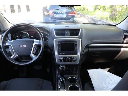 Used 2015 GMC Acadia SLE FWD image 9