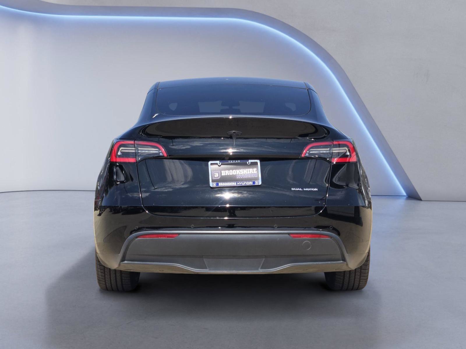 Used 2021 Tesla Model Y Long Range AWD/4WD image 6
