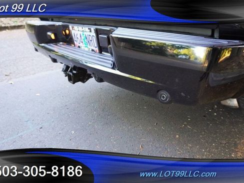 Used 2012 Chevrolet Avalanche LTZ AWD/4WD image 37