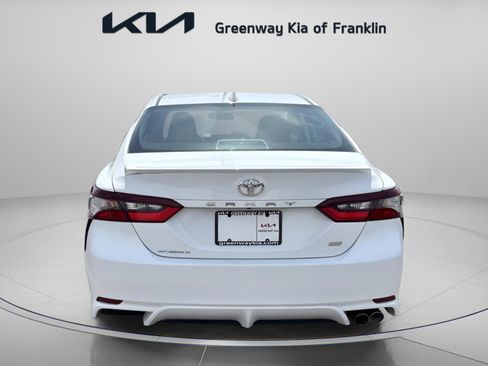 Used 2024 Toyota Camry SE w/ Convenience Package image 6