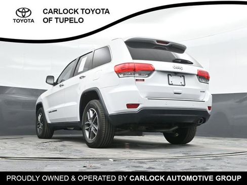 Used 2018 Jeep Grand Cherokee Limited image 43