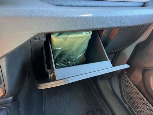 Used 2024 Jeep Wrangler Sport S w/ Convenience Group image 31