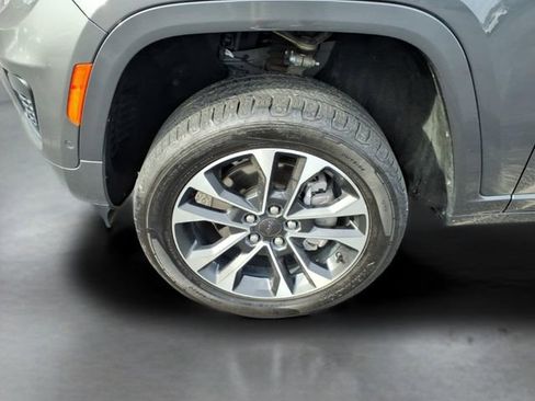 Used 2021 Jeep Grand Cherokee L Overland image 12