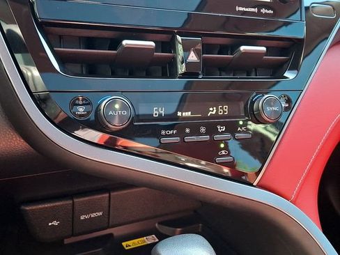 Used 2022 Toyota Camry XSE w/ Carpet Mat Package (TMS) FWD image 16