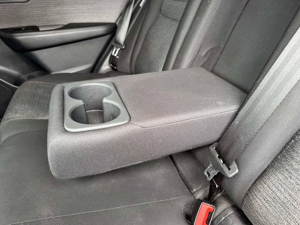 Used 2021 Nissan Rogue S FWD image 15