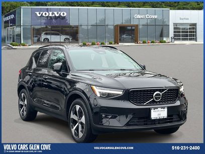 Used 2026 Volvo XC40 B5 Plus w/ Protection Package Premier