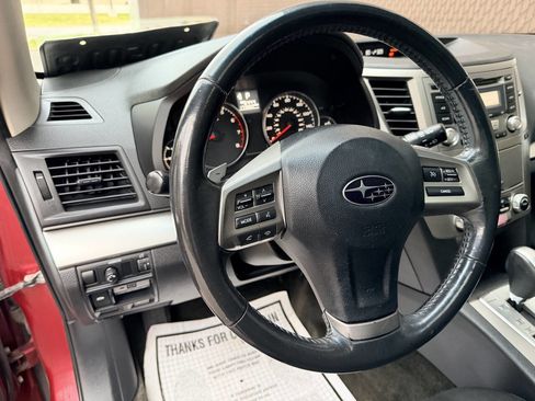 Used 2013 Subaru Outback 2.5i Premium image 10