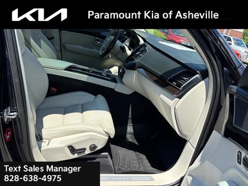 Used 2017 Volvo XC90 T8 Inscription w/ Vision Package AWD/4WD image 20