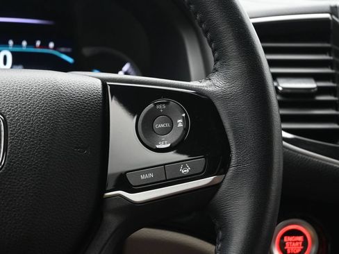 Used 2021 Honda Pilot Touring image 22
