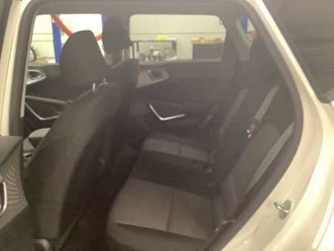 Used 2023 Kia Soul LX image 20