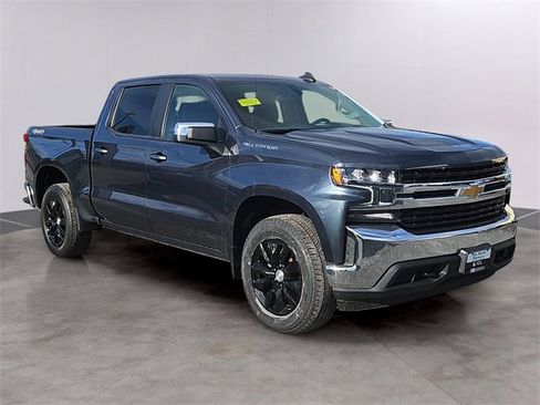 Used 2021 Chevrolet Silverado 1500 LT image 3