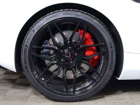 Used 2025 Chevrolet Corvette Z06 w/ Battery Protection Package image 28