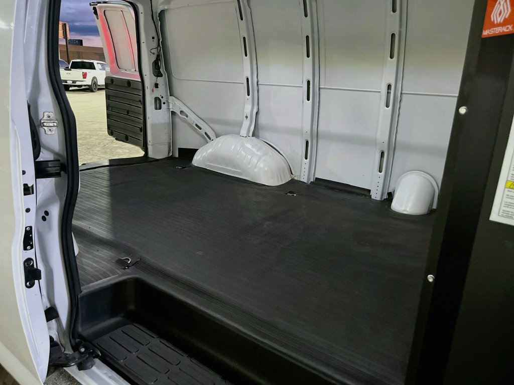 Used 2025 Chevrolet Express 2500 w/ Communications Package RWD image 23