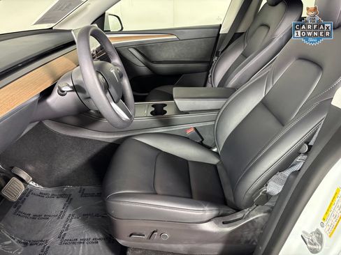 Used 2023 Tesla Model Y Long Range AWD/4WD image 11