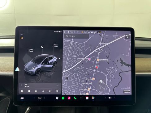 Used 2023 Tesla Model Y Long Range AWD/4WD image 28