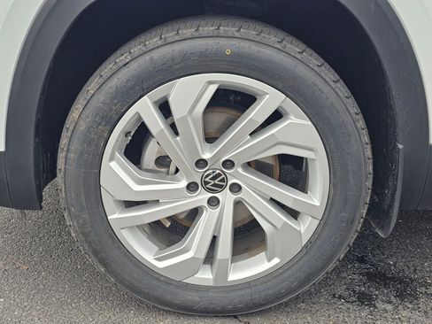 Used 2023 Volkswagen Atlas SE AWD/4WD image 8