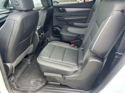 Used 2026 Buick Enclave Sport Touring w/ Power Package AWD/4WD image 13