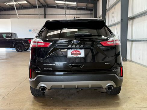 Used 2022 Ford Edge Titanium image 4