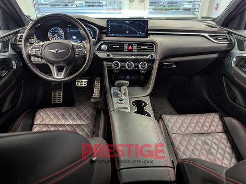Used 2022 Genesis G70 3.3T RWD image 31