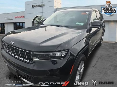 Used 2022 Jeep Grand Cherokee L Laredo w/ Luxury Tech Group I AWD/4WD image 1