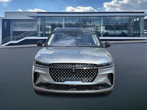 New 2026 Lincoln Nautilus Reserve AWD/4WD image 2