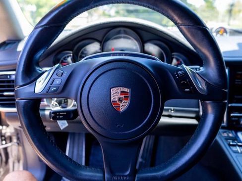 Used 2014 Porsche Panamera S image 20