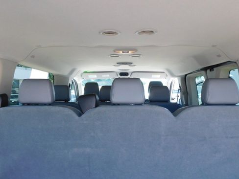 Used 2016 Ford Transit 150 XL image 27