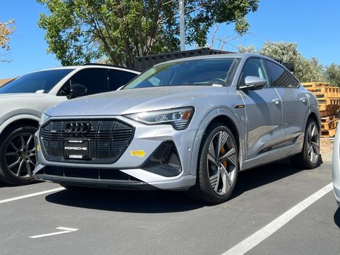 Used 2022 Audi e-tron Prestige AWD/4WD image 1