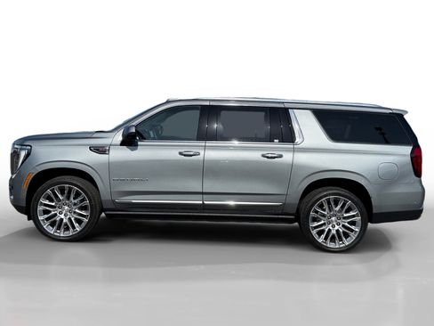 New 2026 GMC Yukon XL Denali w/ Denali Reserve Package AWD/4WD image 2