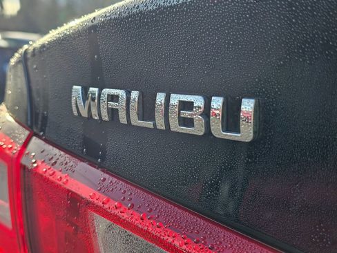 Used 2019 Chevrolet Malibu LS image 14