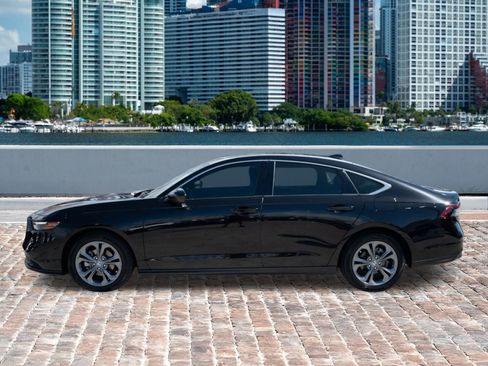 Used 2024 Honda Accord EX image 14