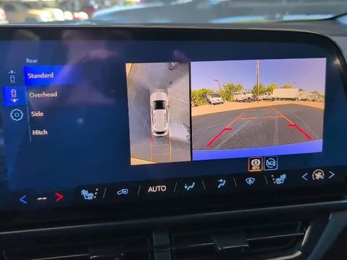 New 2026 Chevrolet Equinox EV RS image 25