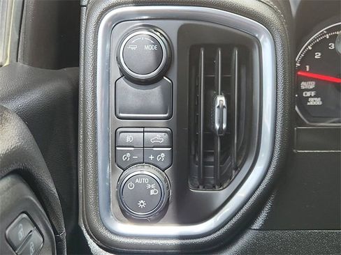 Used 2020 Chevrolet Silverado 1500 RST w/ Texas Edition image 17