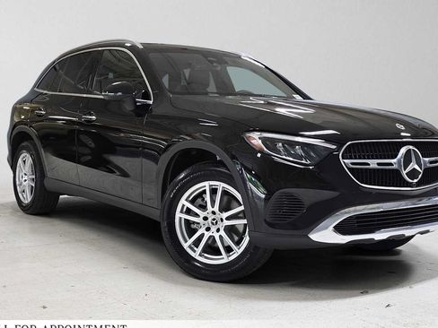 Certified 2026 Mercedes-Benz GLC 300 4MATIC image 1