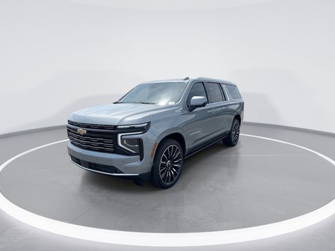 New 2026 Chevrolet Suburban High Country AWD/4WD image 5