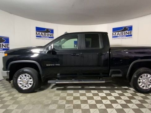 Used 2024 Chevrolet Silverado 2500 LT AWD/4WD image 7