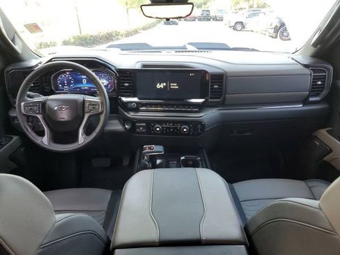 Used 2024 Chevrolet Silverado 1500 ZR2 w/ Technology Package image 12