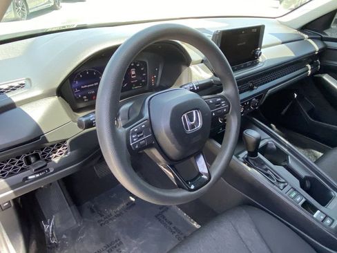 Used 2023 Honda Accord LX image 21