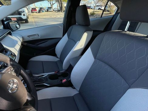 Used 2024 Toyota Corolla LE image 21