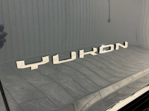 New 2025 GMC Yukon Elevation w/ LPO, Floor Liner Package image 35