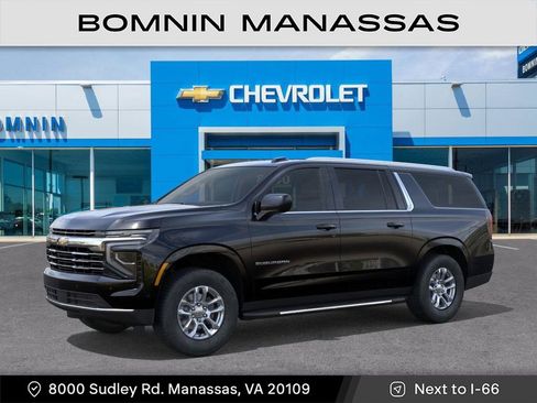 New 2026 Chevrolet Suburban LT image 2