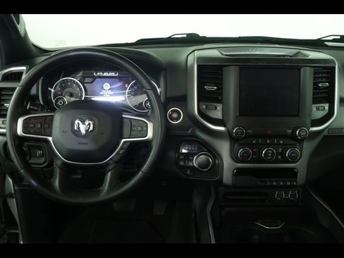 Used 2022 RAM 1500 Big Horn AWD/4WD image 18