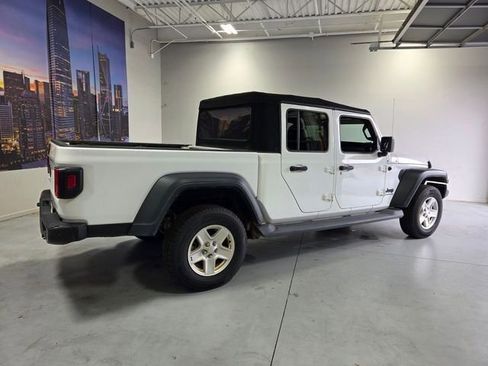 Used 2020 Jeep Gladiator Sport w/ Quick Order Package 23S AWD/4WD image 12