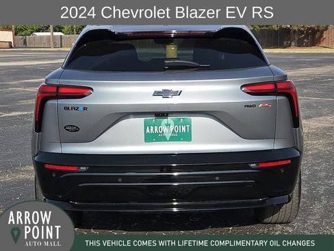 Used 2024 Chevrolet Blazer EV RS image 10