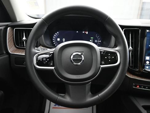 Used 2023 Volvo XC60 T8 Plus AWD/4WD image 21