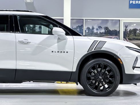 Used 2023 Chevrolet Blazer LT w/ LPO, Black Sport Package FWD image 34