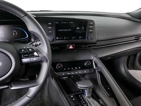 New 2026 Hyundai Elantra SEL Sport Premium image 38