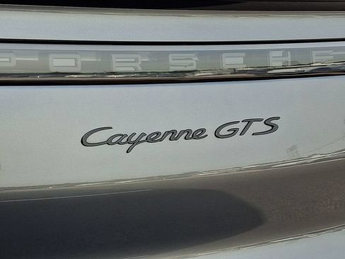 Certified 2022 Porsche Cayenne GTS AWD/4WD image 34