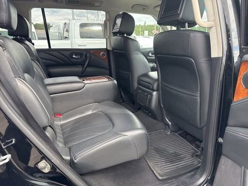 Used 2017 INFINITI QX80 Limited AWD/4WD image 12